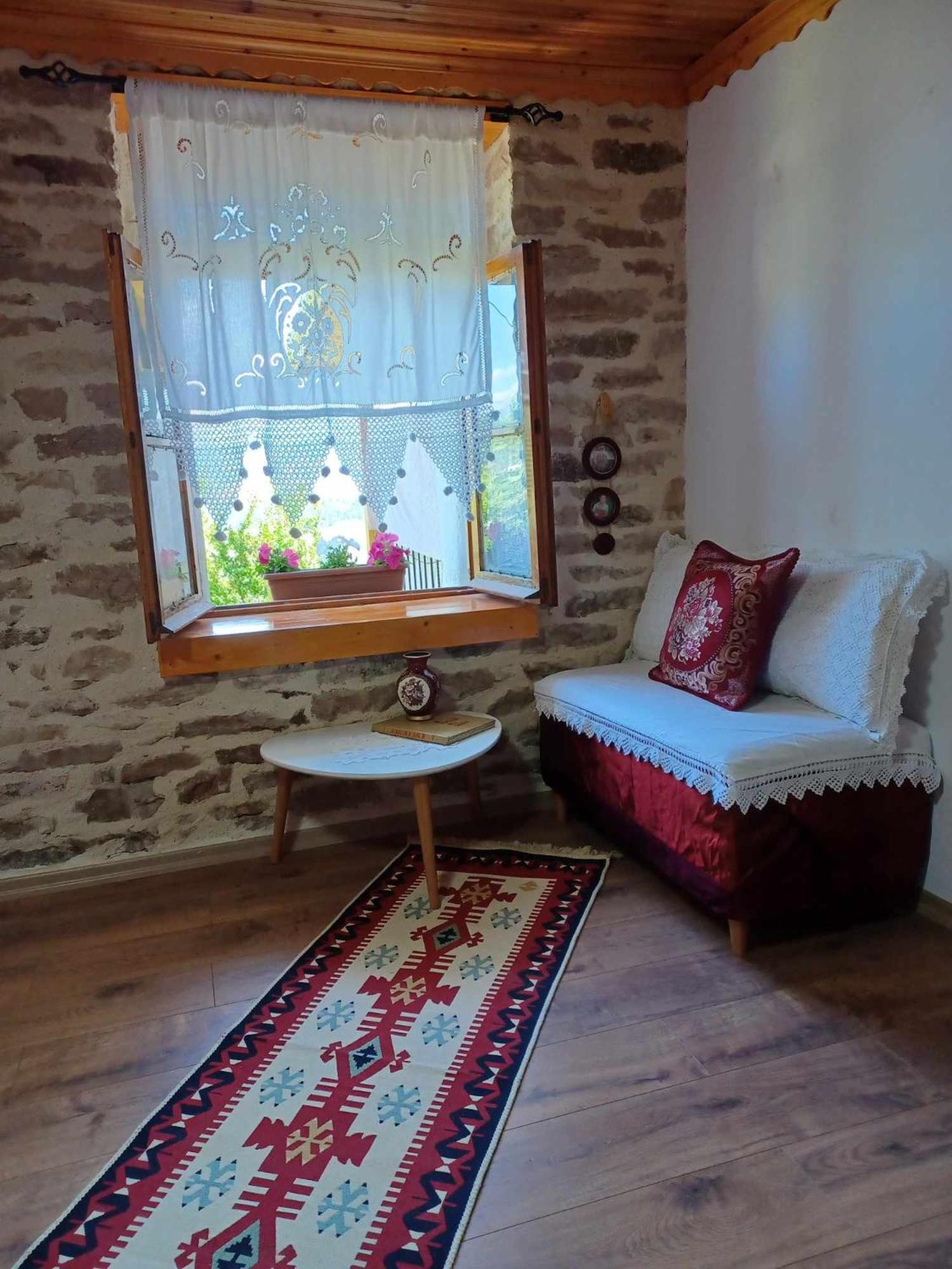 Guest House Hasko Gjirokastër Habitación foto
